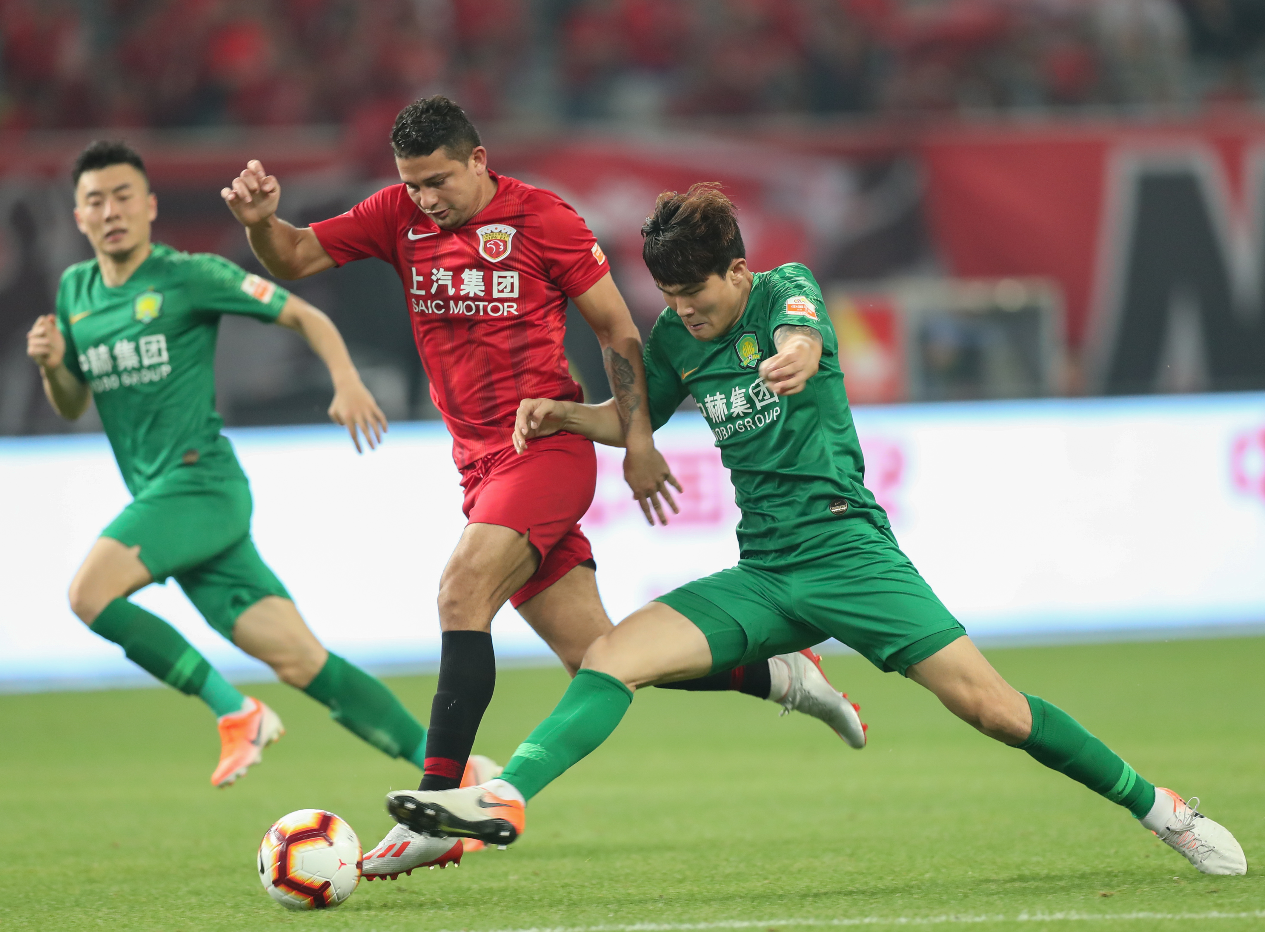 佩杜拉：虽然莫拉塔赛季至今13场0进球，但科莫依然信任他（佩杜拉：莫拉塔本季13场仍零进球，科莫依旧信任他）