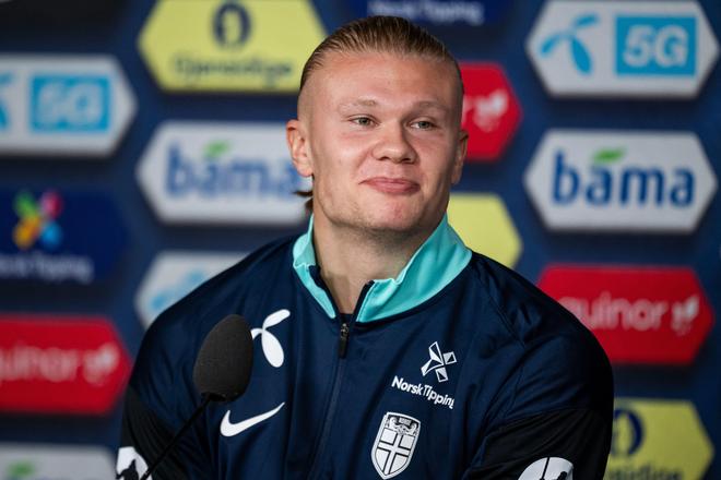 半场战报：沃尔夫斯堡1-1霍芬海姆，阿穆拉，布格尔破门（中场战报：沃尔夫斯堡1-1霍芬海姆，阿穆拉、布格尔各入一球）