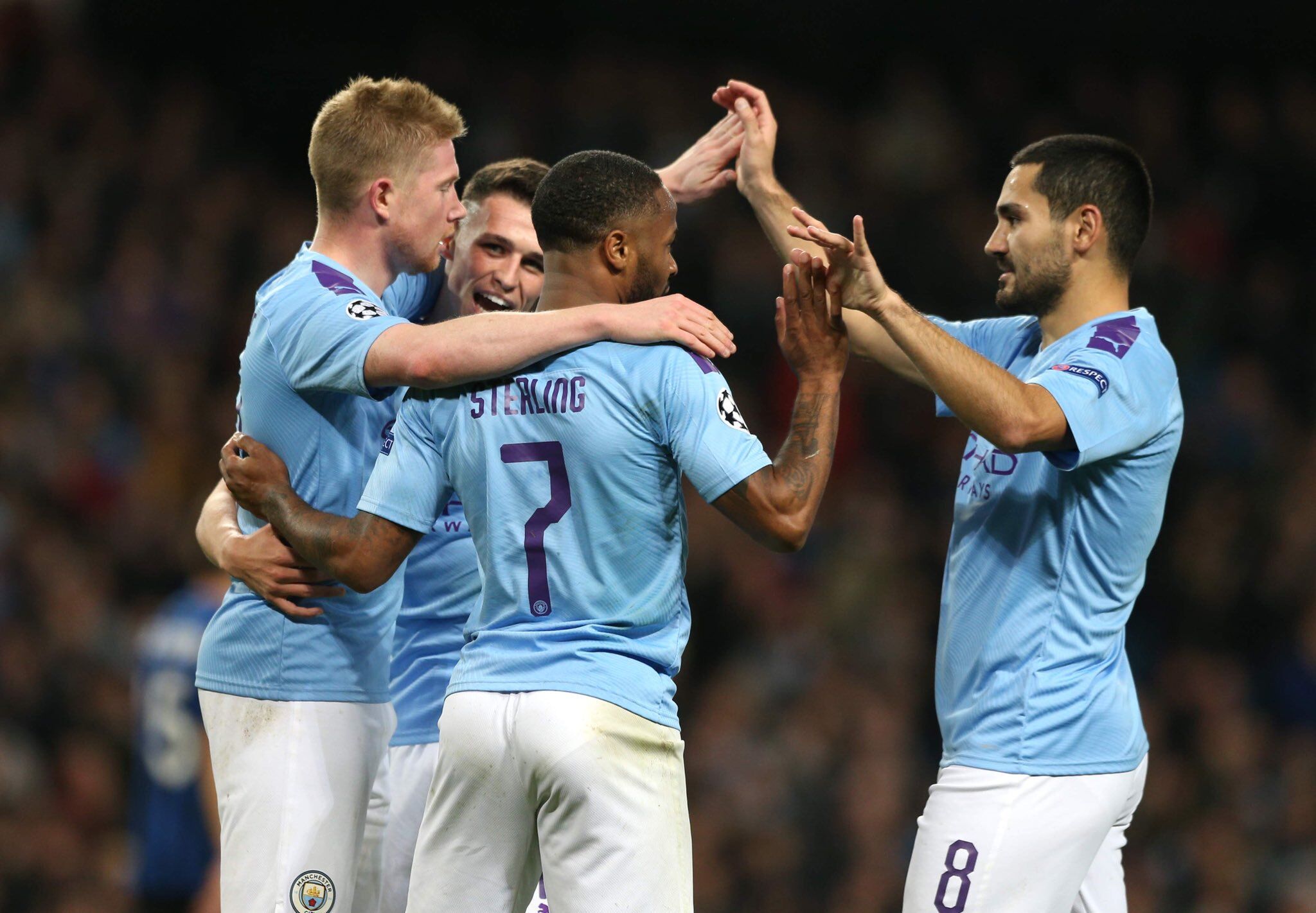 Shams：活塞&老鹰&猛龙预计将在交易中追逐浓眉（Shams：活塞、老鹰、猛龙或将在交易中竞逐浓眉）