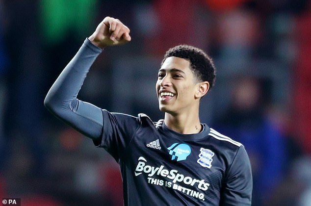 国际足球与篮球赛事2025–2026赛程公布