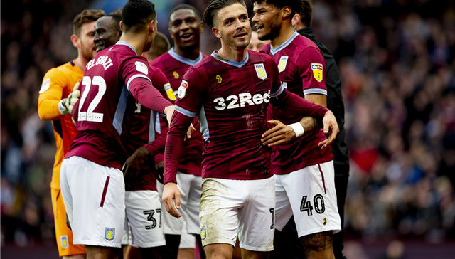 中国国乒在2025成都混合团体世界杯中以6连胜结束第二轮，孙颖莎在梁靖崑失利后积极复盘，展现团队凝聚力与个人关怀。