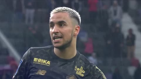 养伤近1年后复出？阿莫林：若马丁内斯进替补席，随时可登场