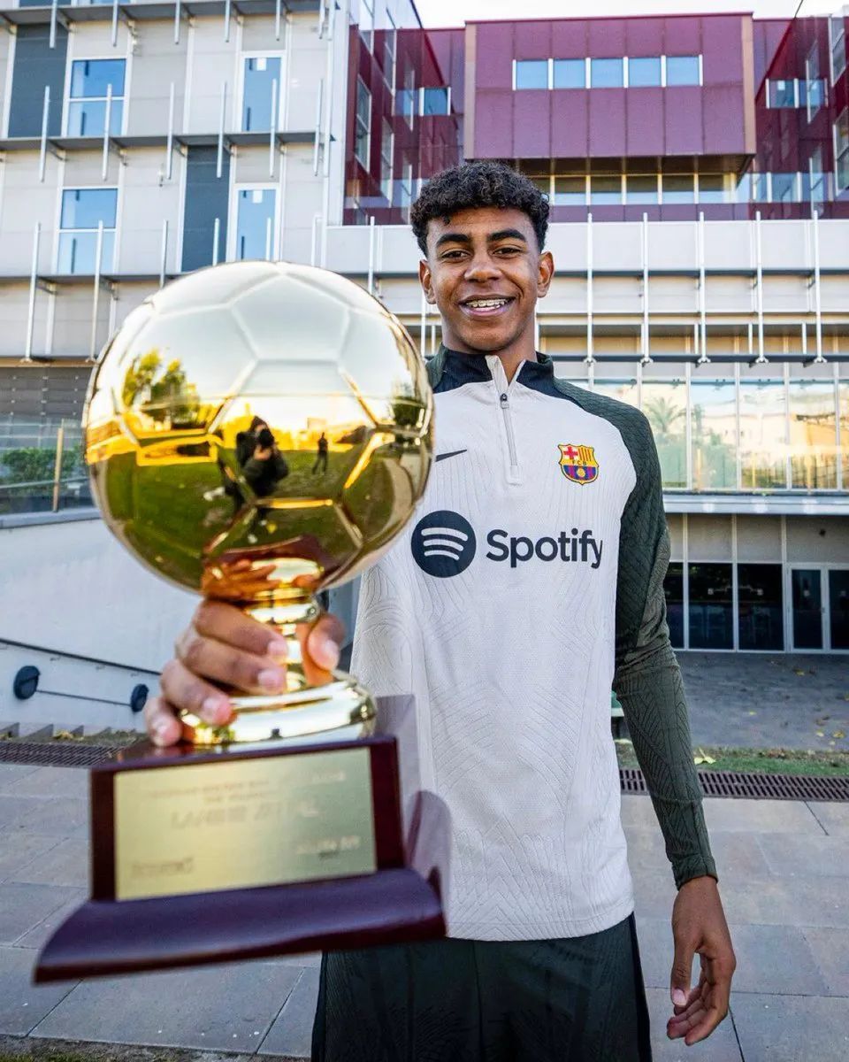 鲁比亚莱斯再谈亲吻门：我不需要向珍妮弗道歉，她当时同意了