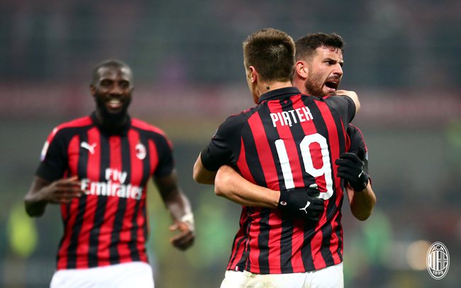 挑起进攻大旗！鲍威尔半场10中5得到16分2篮板1助攻