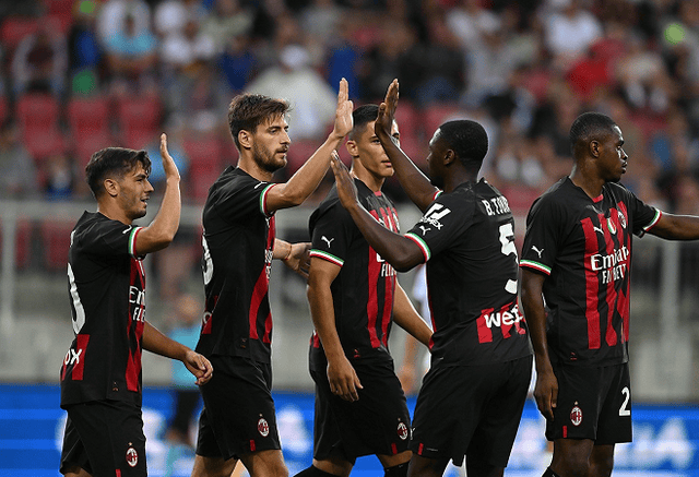 记者：曼城愿意冬窗外租18岁前锋桑加雷，安德莱赫特等队有意（曝曼城愿在冬窗外租18岁锋线新星桑加雷，安德莱赫特等队有意引进）