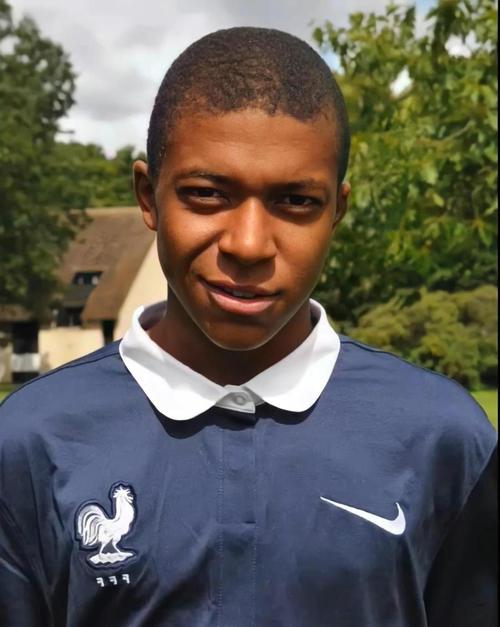 记者：2026年世界杯大名单仍会是26人，不会扩充（2026年世界杯大名单维持26人，名额不增加）